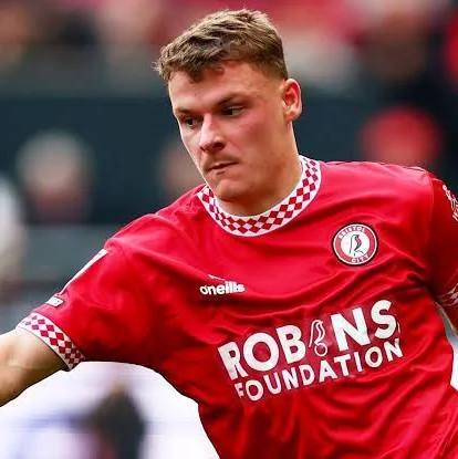 Cameron Pring: Bek Kiri Bristol City dengan Kecepatan dan Konsistensi